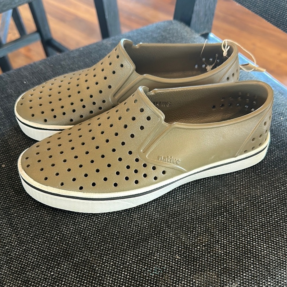 Native Men's Tan Slip-On Shoes